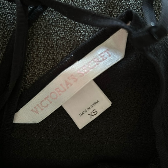 Sequin embellished Victoria’s Secret chemise with lace trim - Picture 6 of 6